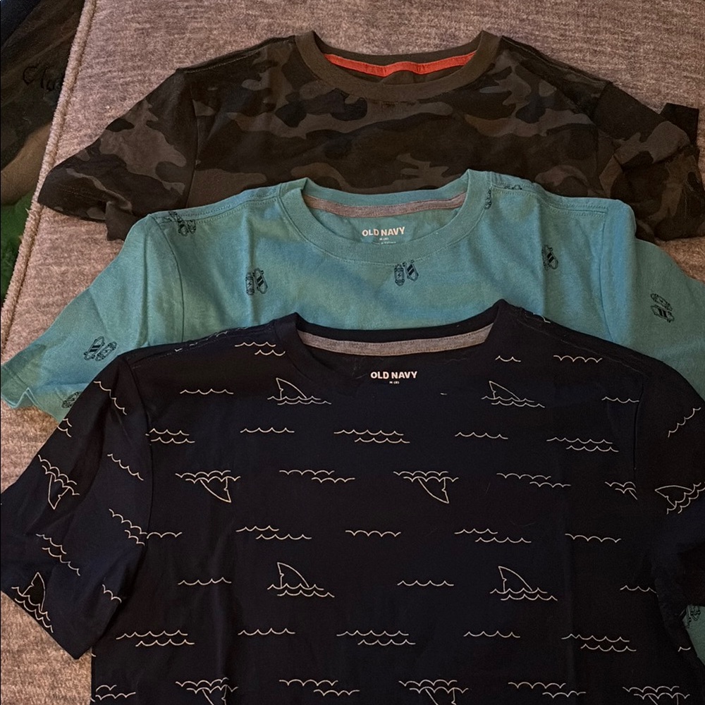 Old Navy Kids' Graphic T-Shirts - ALL NEW NEVER WORN - sold as a set